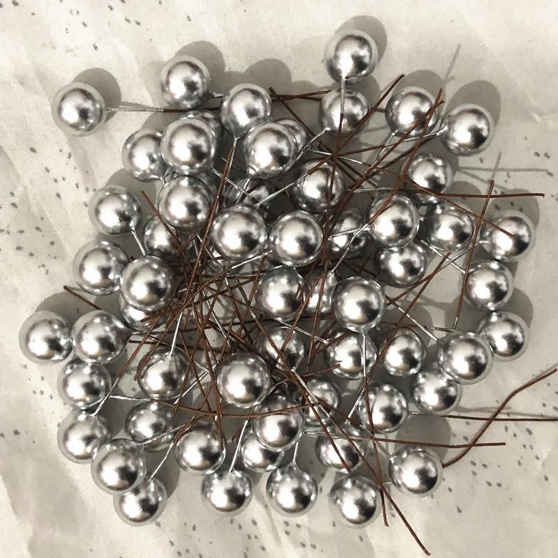 Set of 10 Gold & Silver Foam Red Berries - 100 Cherry Pearlescent Fruit Heads for Christmas Decoration.