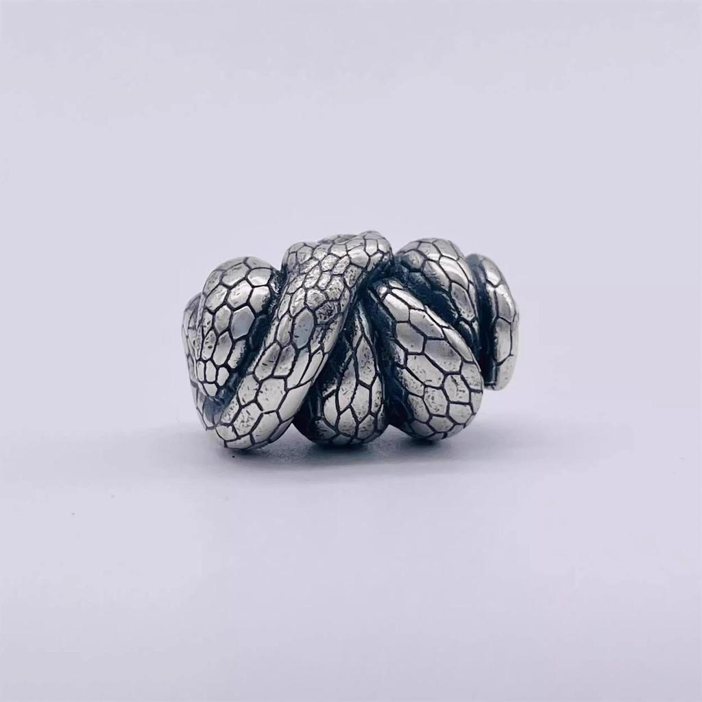 Tibetan Python Spacer Beads: Retro Bodhi Snake Zodiac Waist Bracelet with 108 Beads, Perfect for Wenwan DIY Accessories.