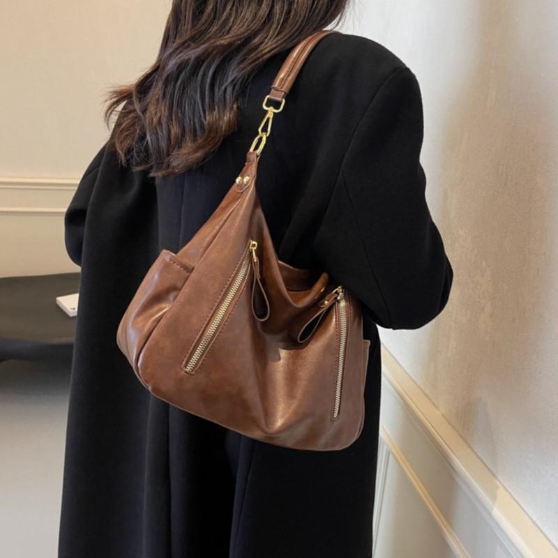 High-quality Leather Shoulder Bags for Women New Retro Large Capacity Crossbody Bag