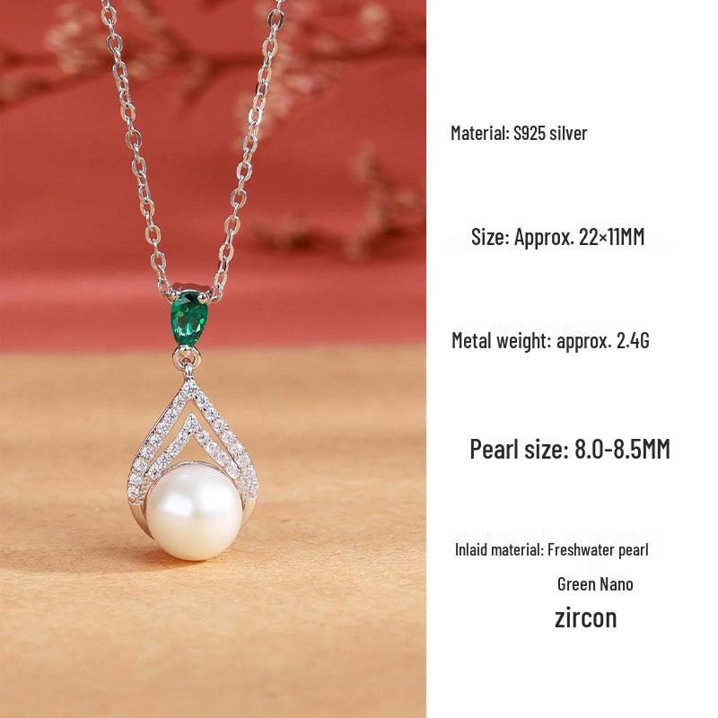 Retro Luxury Freshwater Pearl & Emerald Necklace for Women - S925 Silver Water Drop Clavicle Chain Pendant