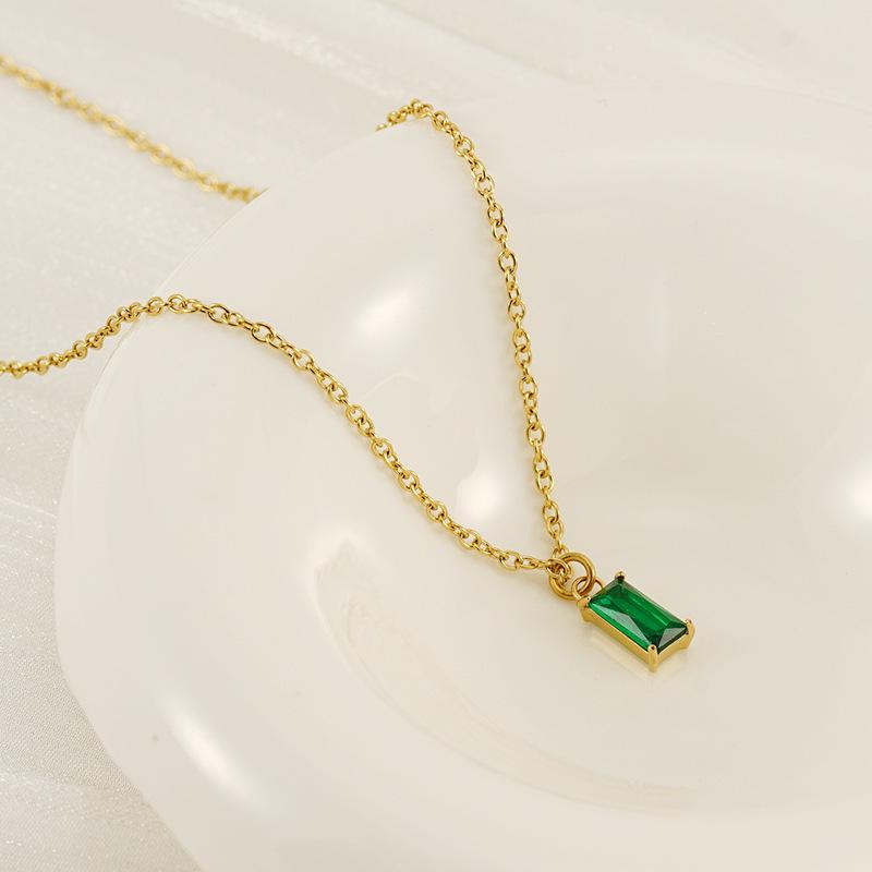 High-End Emerald Titanium Steel Necklace Set: Women's Three-Piece European & American Fashion with Earrings & Bracelet