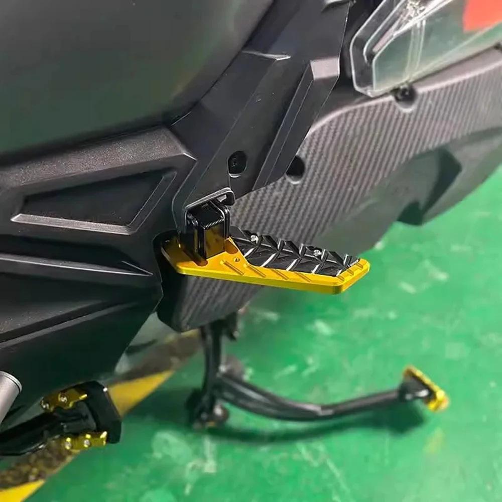 Honda ADV160/ADV150 Aluminum Foot Peg Decorative Covers (Left & Right)