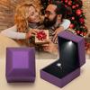 Boîte à bagues de fiançailles, conteneur à bijoux avec lumière LED, conception magnétique de rangement, boîte-cadeau à bijoux compacte et portable, fournitures de fête de mariage