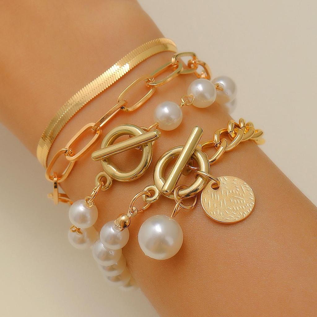 Set de Pulseras de Diamantes de Aleación: Pulseras Punk Apilables de Estilo Europeo y Americano para Mujer (4 piezas)