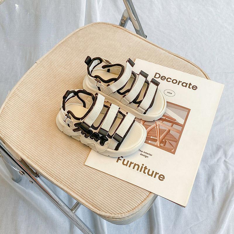 

Брендовые сандалии для девочек 2024 года, летняя новая легкая повседневная обувь для мальчиков, спортивные сандалии с мягкой подошвой, трендовая римская пляжная обувь, обувь для девочек, детская обувь 25 insole16cm