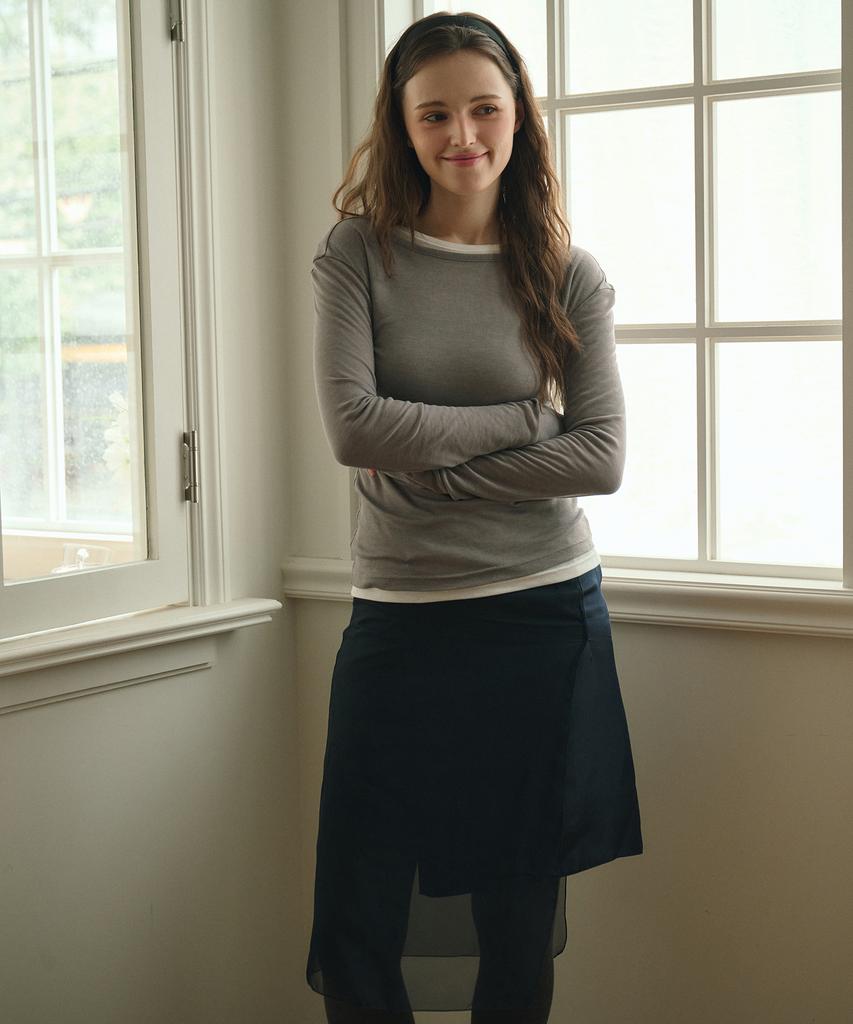 Eosseu Asymmetrical See-Through Layered Skirt (Navy)