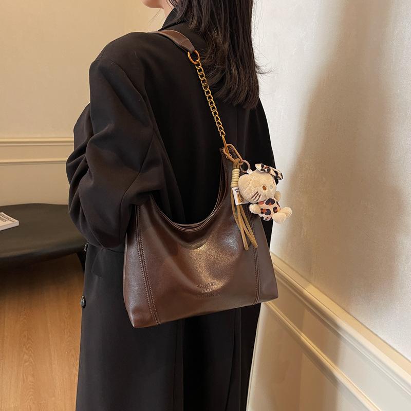 2025 New Large-capacity Commuter Women's Bag Sen Meng Tote Bag Autumn and Winter Niche Retro Messenger Single Shoulder Armpit Bag