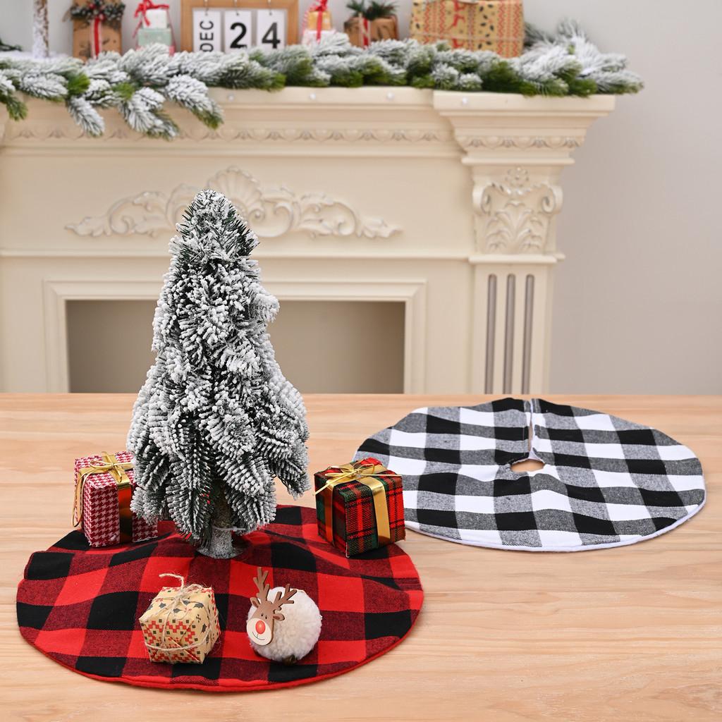 Charming Tree Mini Skirt For Christmas Featuring Soft Red Black And Black Fabric White