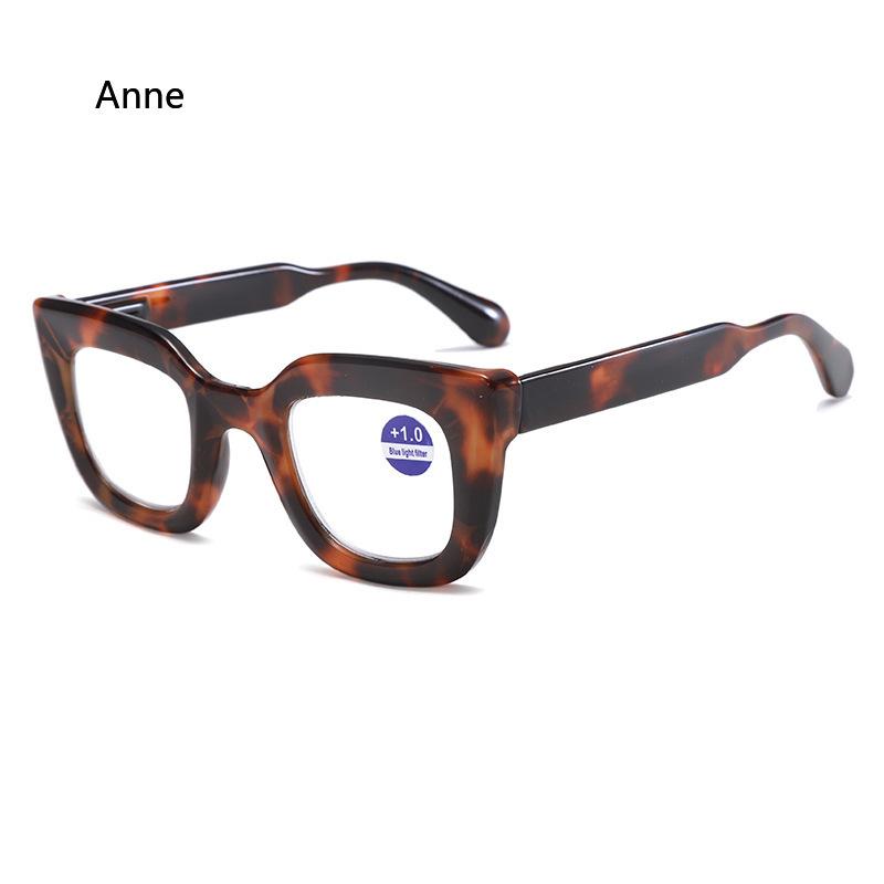 Men Trendy Rivet Reading Glasses Women Vintage Durable Square Frame Eye Glasses Blue Light Blocking Hyperopia Eyewear Óculos