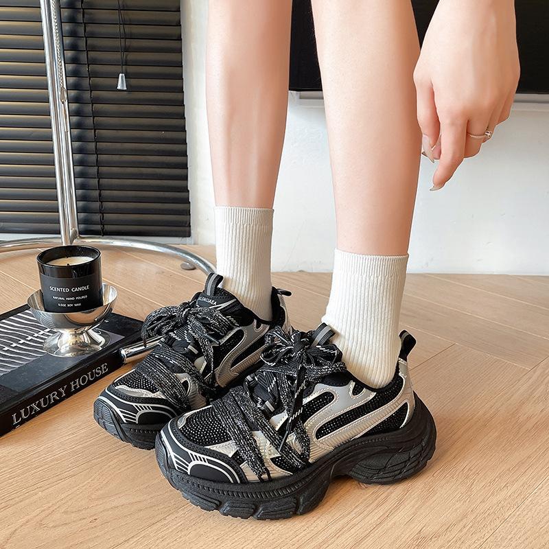 

Ретро персонализированная обувь женская осенняя свадебная модная на толстой подошве дышащая спортивная и для отдыха женская обувь 35 чёрный