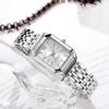 Nuovo quadrante Cinturino in acciaio di lusso Orologio da donna Studente Elegante Semplice Quadrato Orologio al quarzo