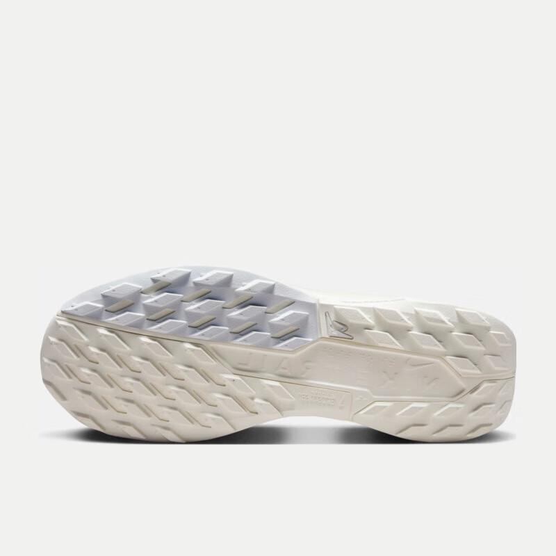 Nike Men's Pegasus GTX Winter Running Shoes