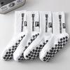 Anti-Rutsch Sportsocken für Herren: Nylon mit Punkten für Fußball, Laufen, Fitness und Yoga.