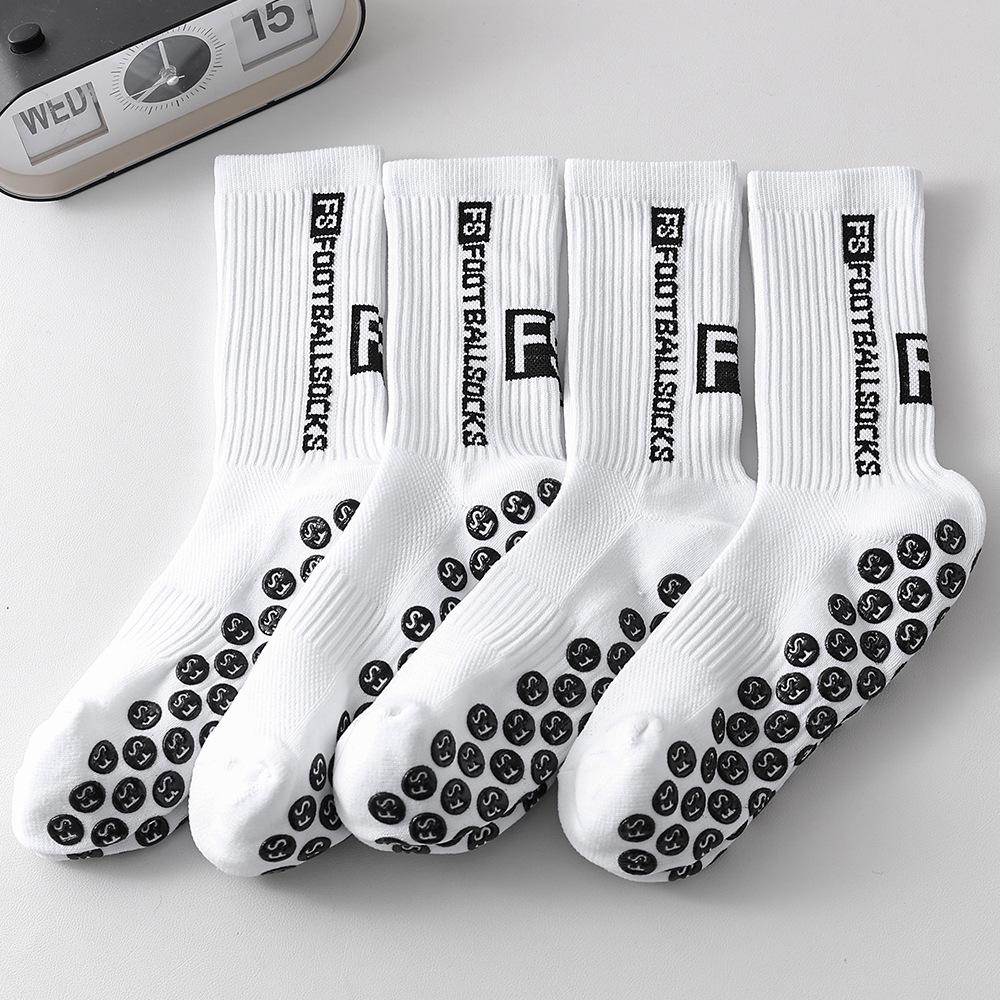 Anti-Rutsch Sportsocken für Herren: Nylon mit Punkten für Fußball, Laufen, Fitness und Yoga.