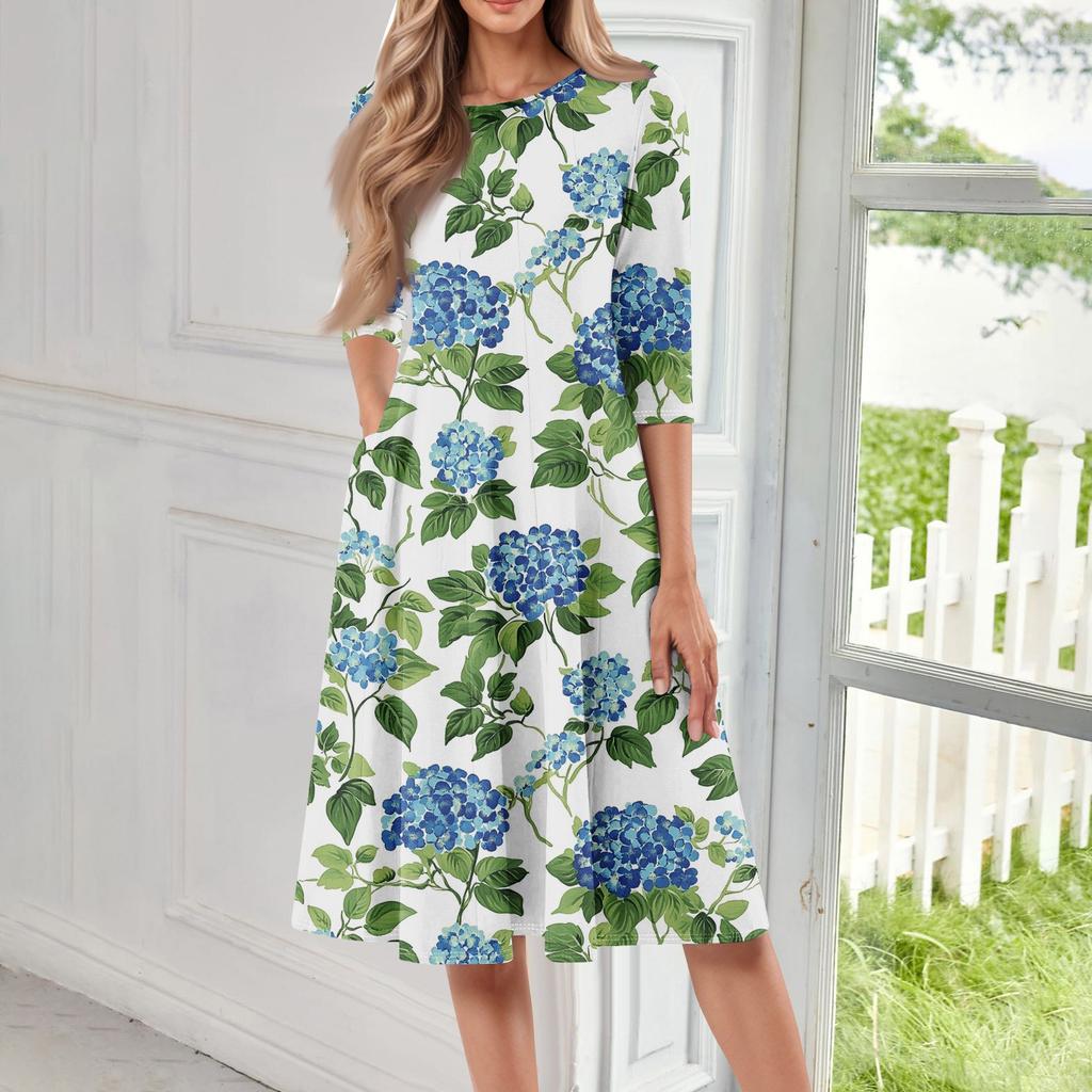 Women's Loose Casual And Fashionable Round Neck Seven Quarter Sleeved Printed Mid Length Dress
