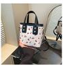 A Beautiful Fresh Fashionable Large-capacity and Cute One-shoulder Hand-carry Small Square Bag for Commuting