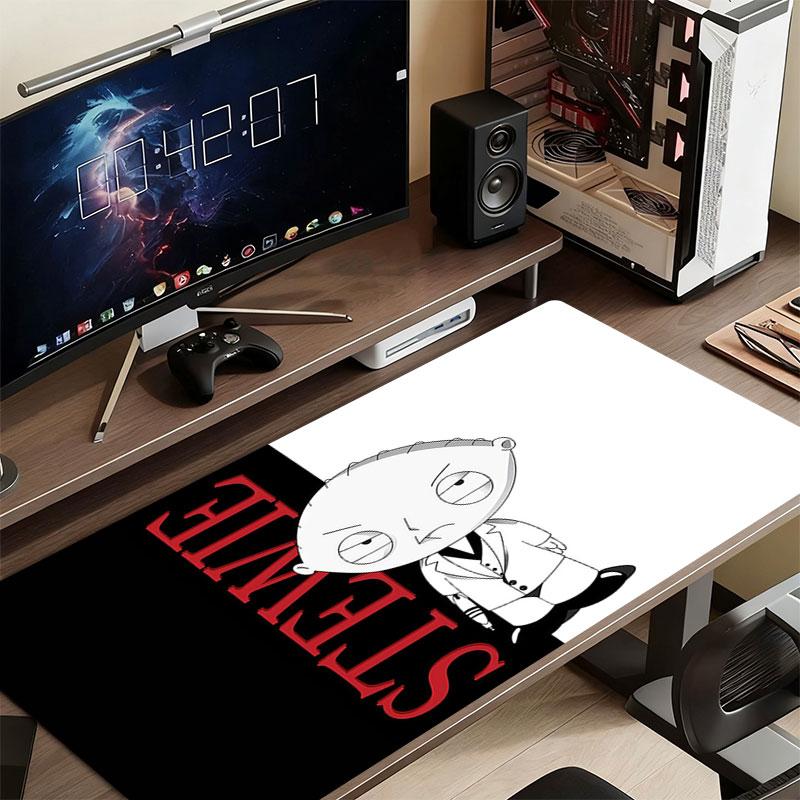 Cute Stewie Griffin Mouse Pad, Large Gaming Desk Mat, Non-slip XXL Mousepad for Laptop & Tablet, Mini PC Playmat with Stitched Edges