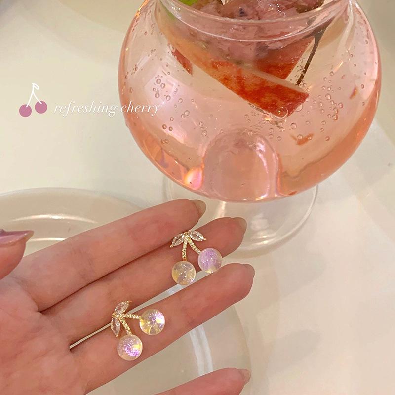 

Iridescent Cherry Crystal Bead Stud Earrings - Niche, Luxury, Color-Changing Design