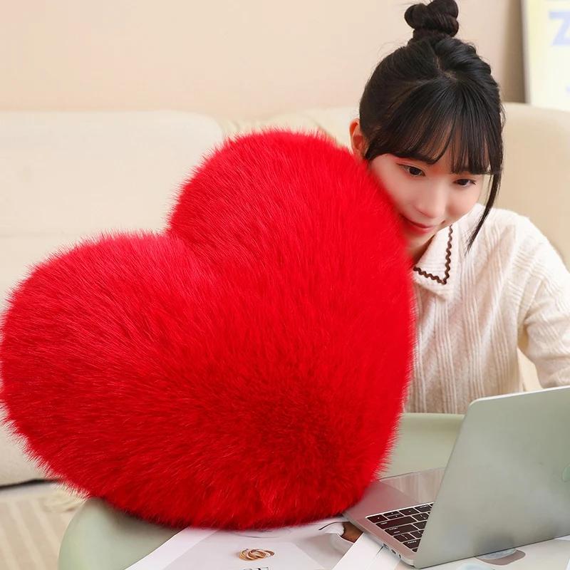 New Valentine's Day Red Heart Shaped Throw Pillow Imitation Real Ermine Fluffy Toy Nap Pillow Sofa Pillow Girls Holiday Gift