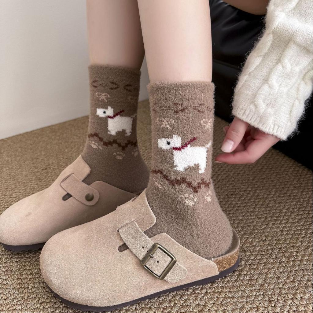 Ladies Autumn and Winter Warm Plus Thick Retro Cute Puppy Tube Pile Socks