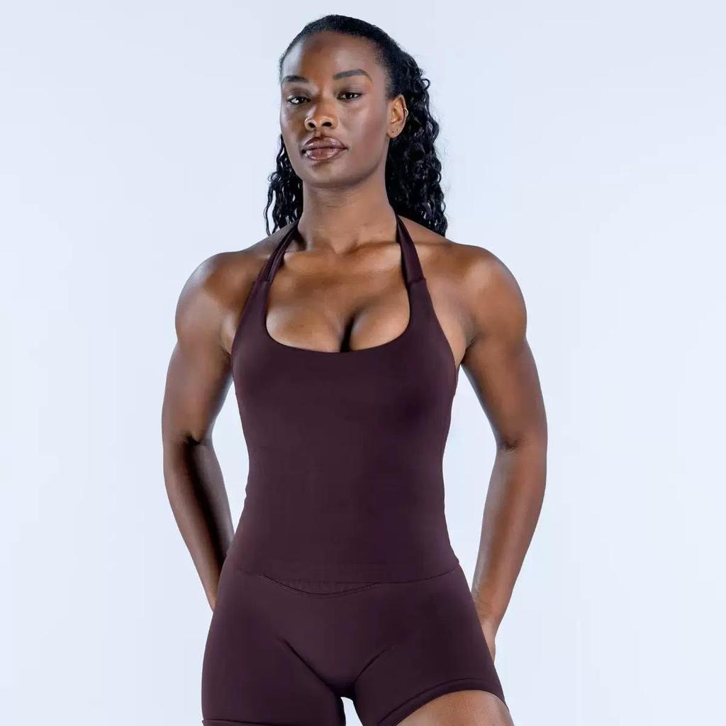 European Seamless Halter Neck Sports Vest & Ruched Yoga Shorts Set