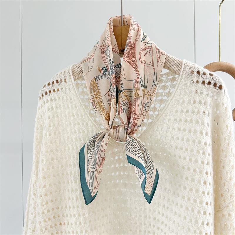Summer cool double crepe silk scarf 61 square scarf 111 mulberry silk simple air conditioner neck scarf shawl