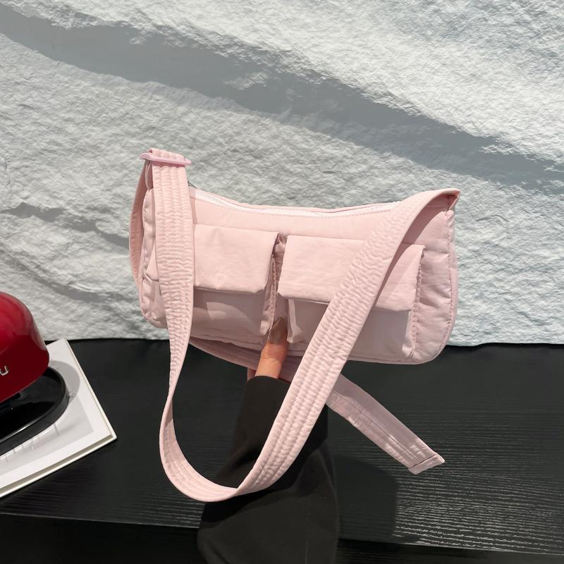 Fashion Niche Motorcycle Bag Summer New Versatile Shoulder Crossbody Bag for Women Lightweight Outdoor Casual Shoulder Bag