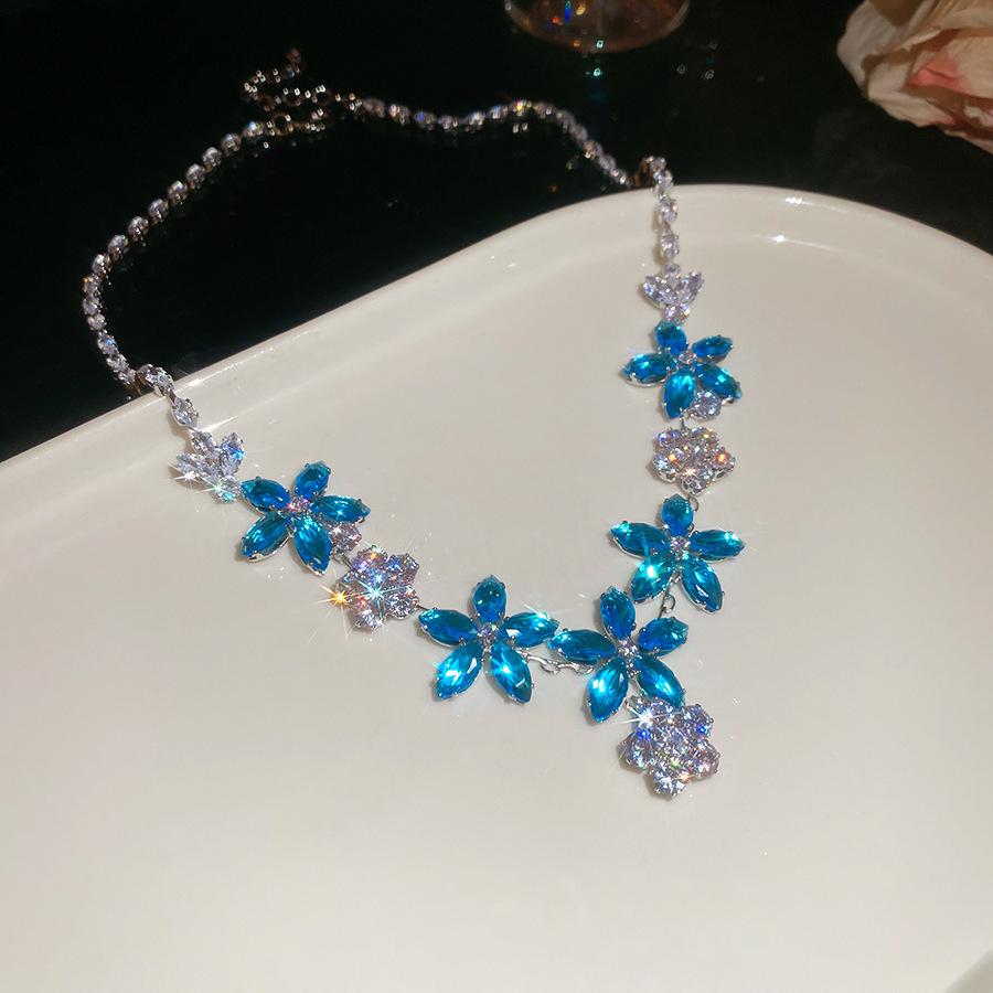 Zircon Floral Water Drop Pendant Earrings & Necklace Set - Trendy Design Clavicle Chain Accessory