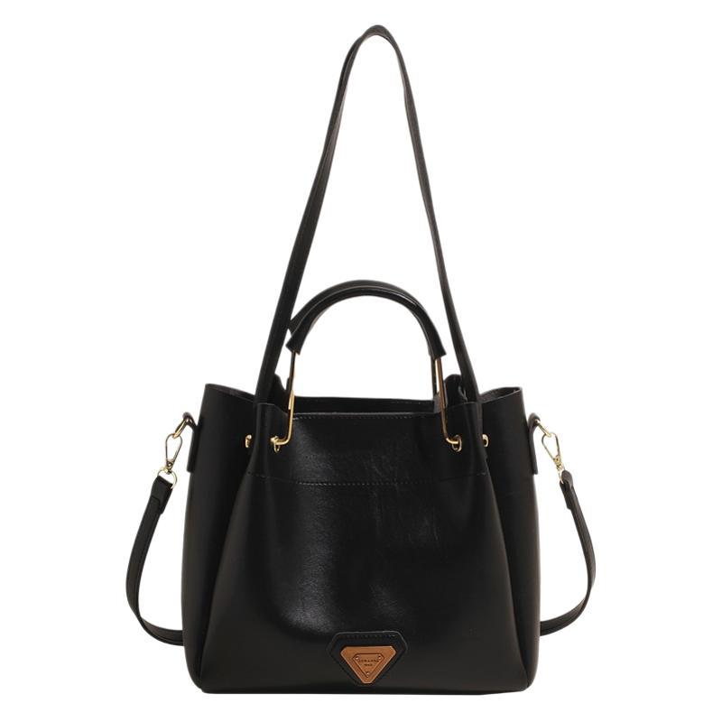 Winter new women's bag fashionable portable bucket bag texture retro high-end single shoulder oblique span bag simple underarm bag