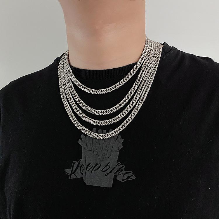 Unisex Titanium Steel Cuban Link Necklace – Trendy, Simple, and Versatile Clavicle Chain