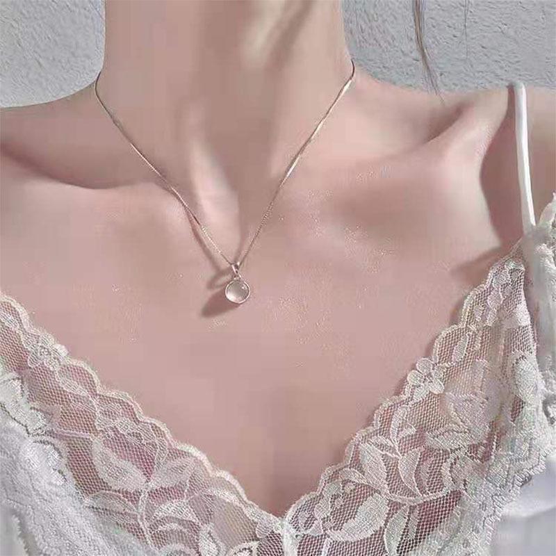 Reversible White Chalcedony Round Pendant Necklace - Stylish Clavicle Chain Accessory