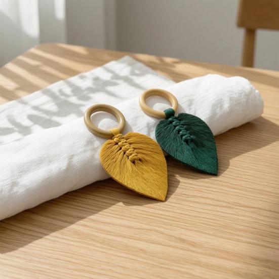 Boho Chic Home Accents Wooden Napkin Ring, Braided Leaf Design Holder, Rustic Farmhouse Table Supplies Ring for Decor, Dinner Party Accessories Unique