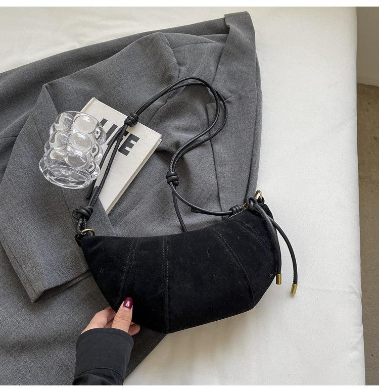 Сумка через плечо Сумка на плечо Повседневная сумка-пельмень Сумка под мышкой One Size 926₽