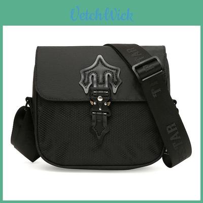 Stilvolle Trapstar Unisex Schulter-Crossbody-Tasche mit reflektierender schwarzer Farbe, perfekt für lässiges Reisen und Charaktere)