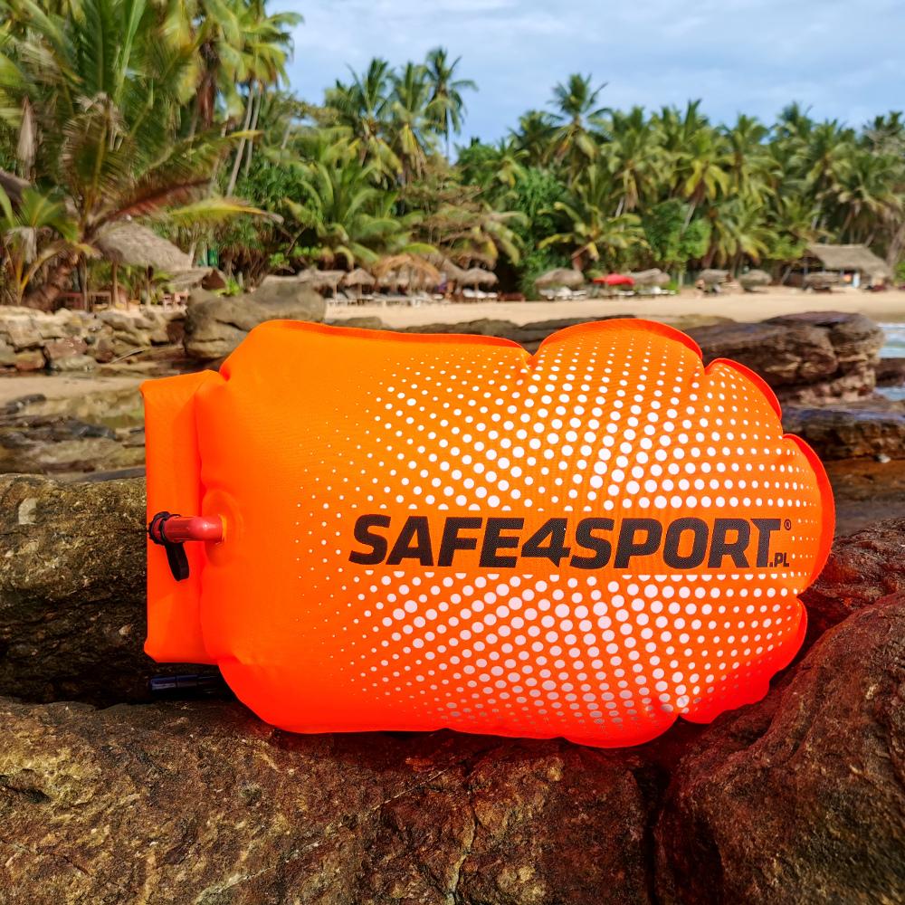 Safety Buoy for Swimming Perfectswimmer+ with a Dry Pocket for Belongings