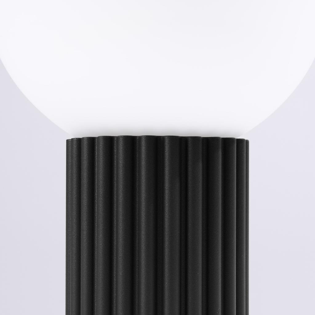 Halo Desk Lamp Black