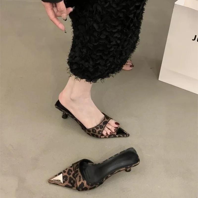 Fashion 2025 New Open Toe Women's Slippers Fashion Leopard Print Dress Slippers Women Summer Outdoor Plus Size Comfortable High Heels