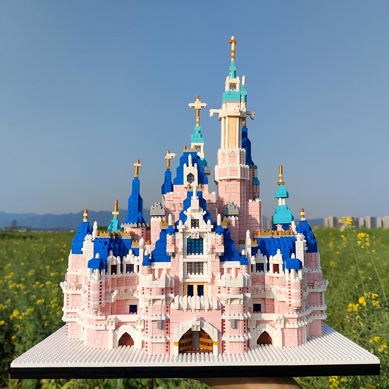 

6300pcs+ Dream Tale Magic Disney Castle Building Blocks Architecture Model Mini Building Bricks Toys Anime Gifts for Kids 7822 No Box