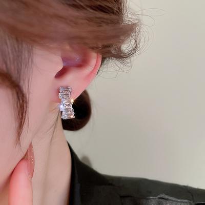 Huitan Oval Cubic Zirconia Hoop Women Earrings Latest Contemporary Lady'S Fashionable Fashionable Earrings Color Dramatic Statement JewelryFashion