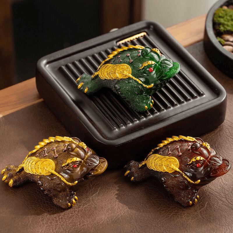 2024 Color-Changing Golden Toad Tea Pet - Elegant Wealth-Attracting Tea Table Accessory