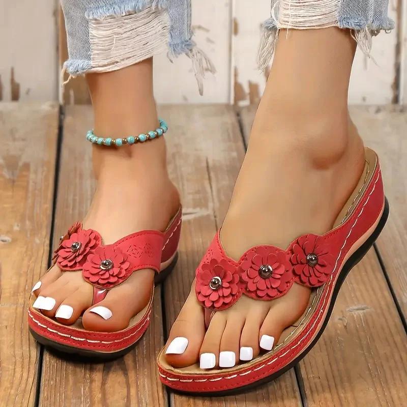 Fashion Summer Women Slippers Lightweight Fashion Shoes Women Anti-slip Outdoor Slippers Outdoor Trendy Comfortable Sandals Slides Women