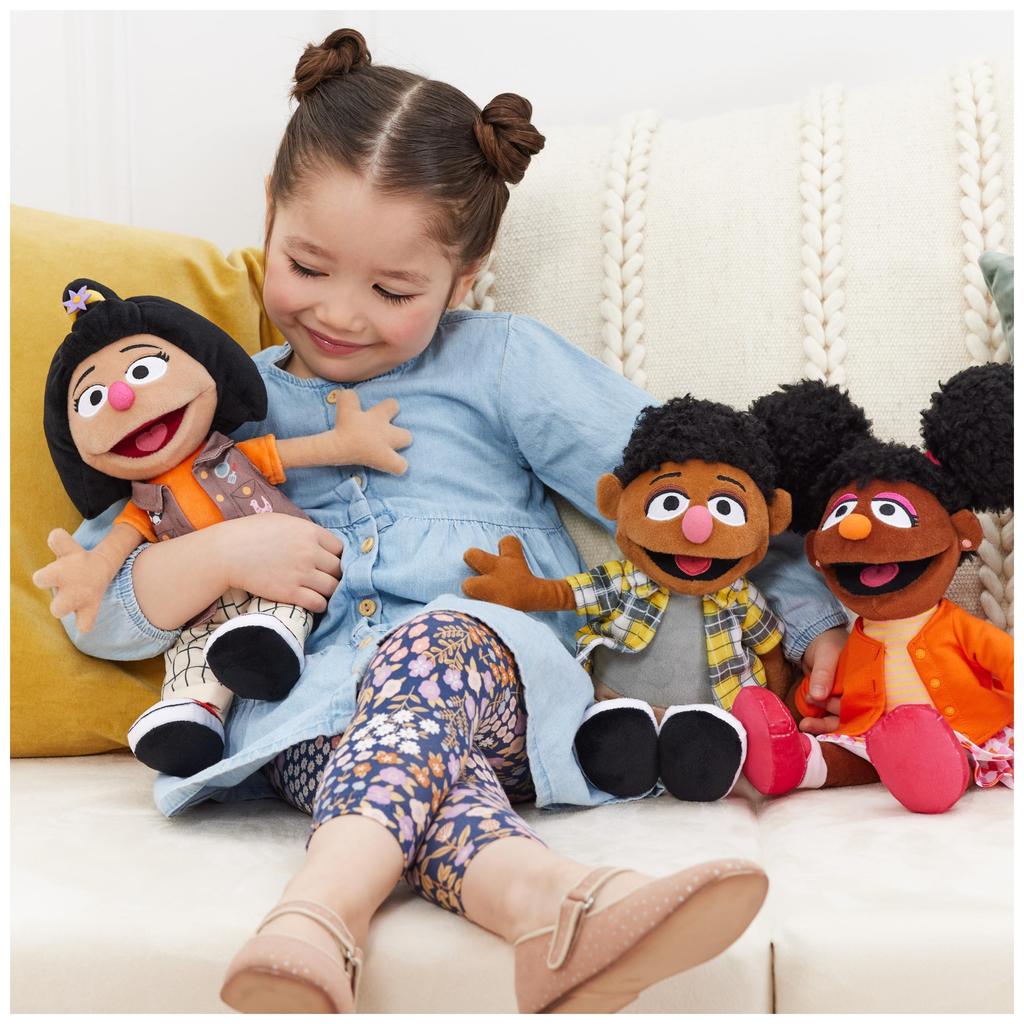 GUND Sesame Street Jiyeon 6067316