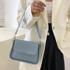 Sommer Einfarbig frauen Tasche PU Leder Klappe Schulter Tasche Mode Dame Achselhöhle Handtasche und Geldbörse Trendy Unterarm Tasche