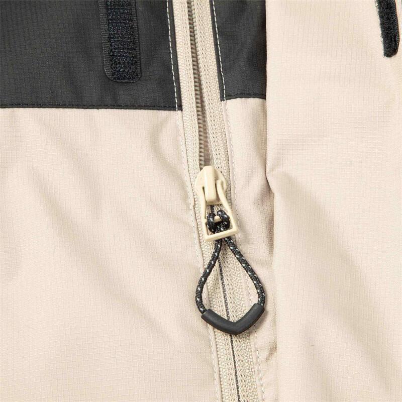 Puma Jachetă rezistentă la vânt cu glugă, bloc de culori bej și negru pentru bărbați, impermeabilă, îmbrăcăminte exterioară casual pentru exterior 683477-07
