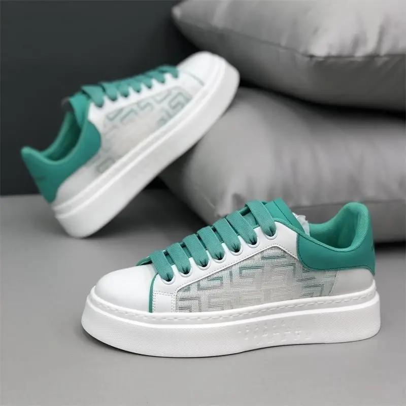 Neue Herrenschuhe Sommer Neue Mesh-Innenhöhe Erhöhen Modische Herren Super Weiche Weiße Schuhe für Männer