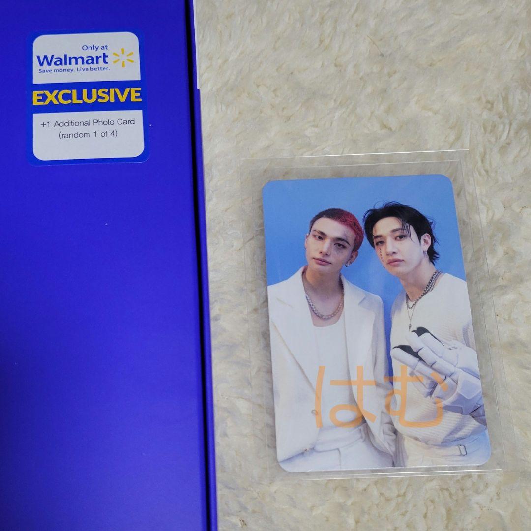 

[USED] Straykids KARMA Walmart Bang Chan Hyunjin