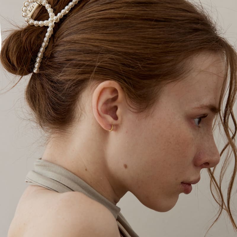 

Ssecondo Pearl twist hair claw clip, Ines pearl