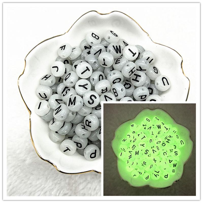 100 Stück 7x4mm A-Z Leuchtende Perlen Buchstabenperlen Acryl Abstandshalter Perlen Für Schmuckherstellung DIY Anhänger Armband