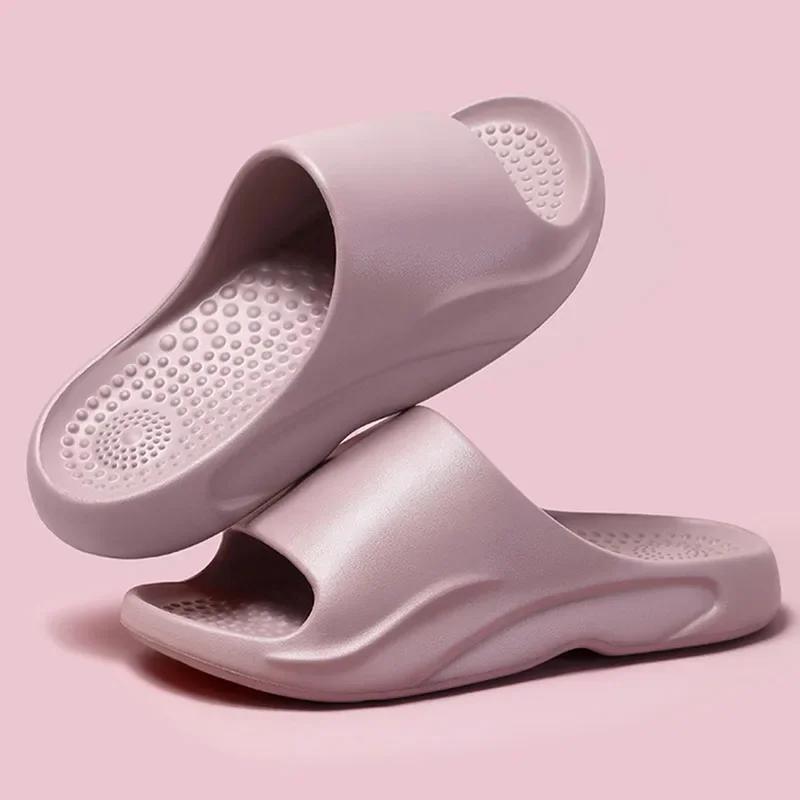Fashion Non-Slip Shower Slippers Women Men Comfortable Soft Sole Couple Slippers Summer 2025 Lightweight Flat Heel Bathroom Slides
