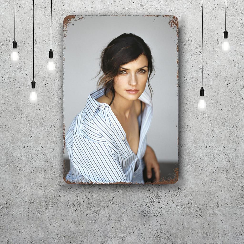 Famke Janssen Retro Vintage Tin Sign Poster Decorative Plaque Metal Plate Wall Decor